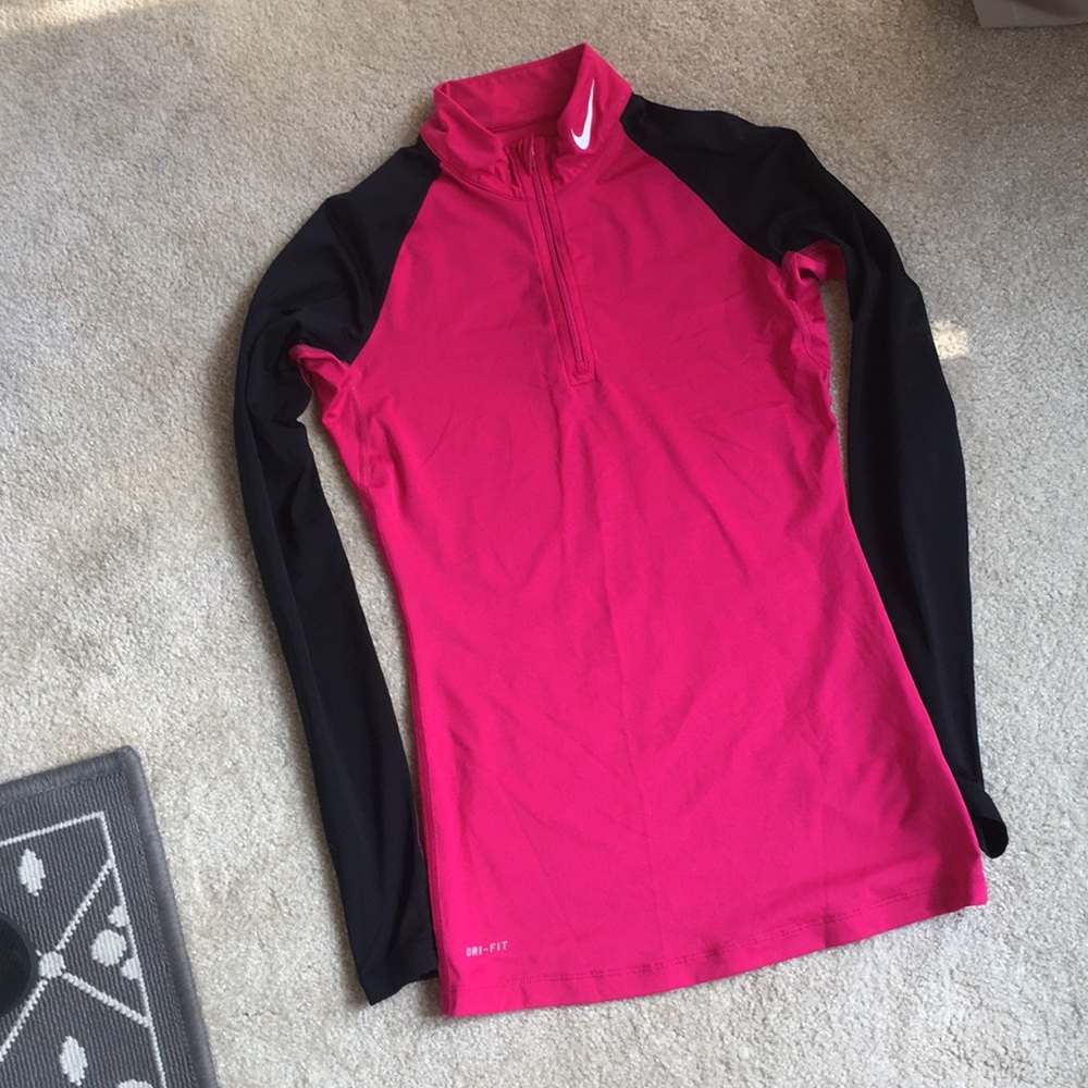 Women’s Nike Dri-Fit 1/2 zip Pullover